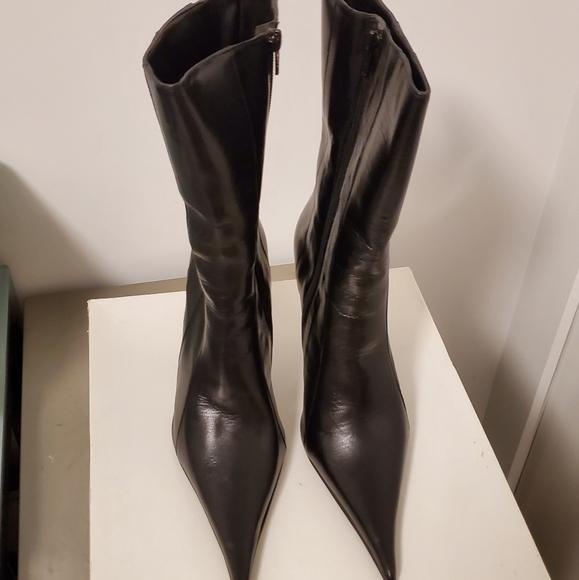 Pointy Premium Leather Boots - Picture 3 of 5